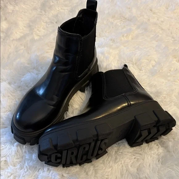 Black Chunky Circus NY by Sam Edelman Boots - Picture 7 of 7